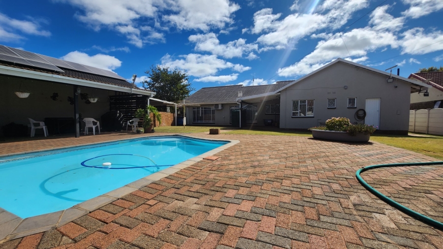 3 Bedroom Property for Sale in Stilfontein Ext 4 North West